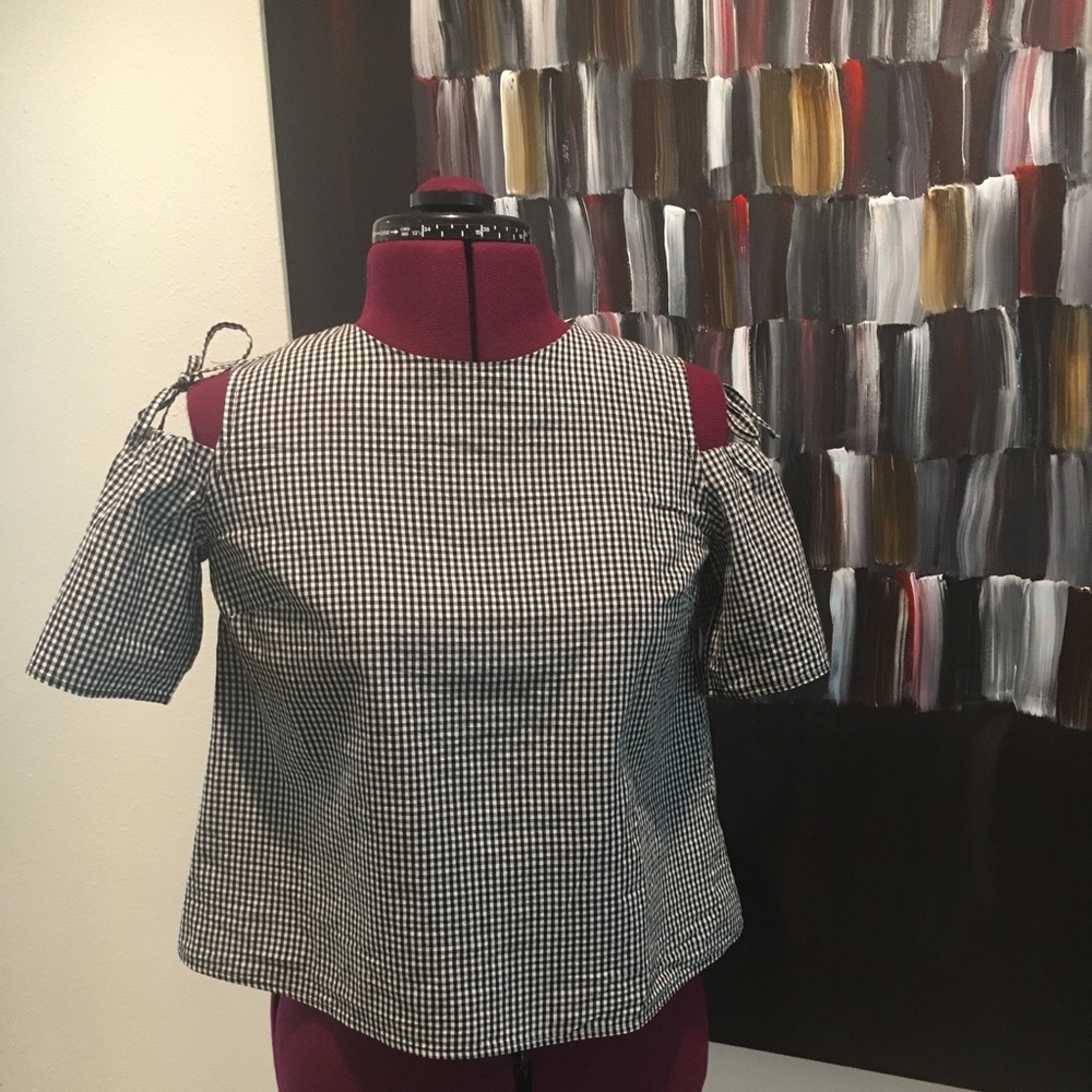 L.N.V Checkered black and white crop top.